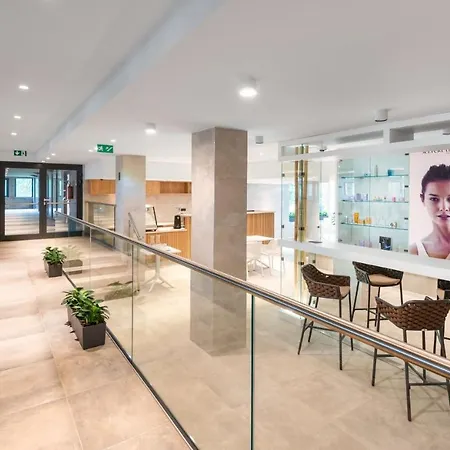 Szálloda Hunguest Bál 4*