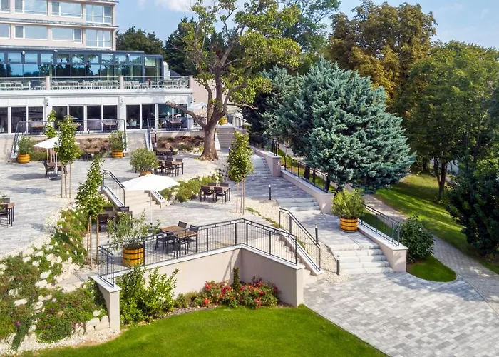 ホテル Hunguest Bal 4*