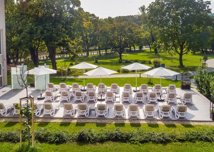 Hunguest Bal ホテル 4*