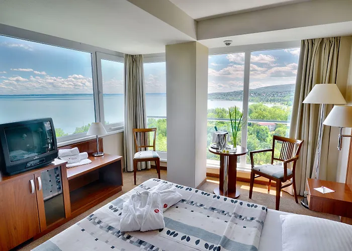 ホテル Hunguest Bal 4*